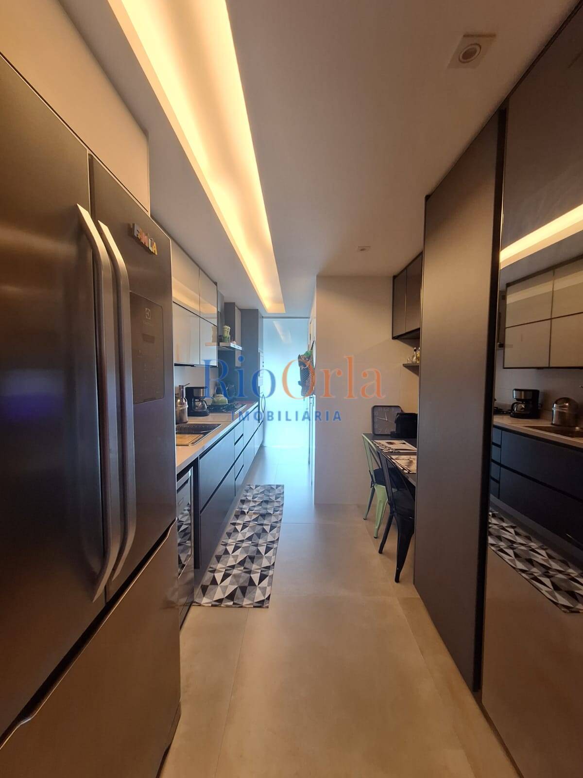 Apartamento à venda com 3 quartos, 130m² - Foto 12