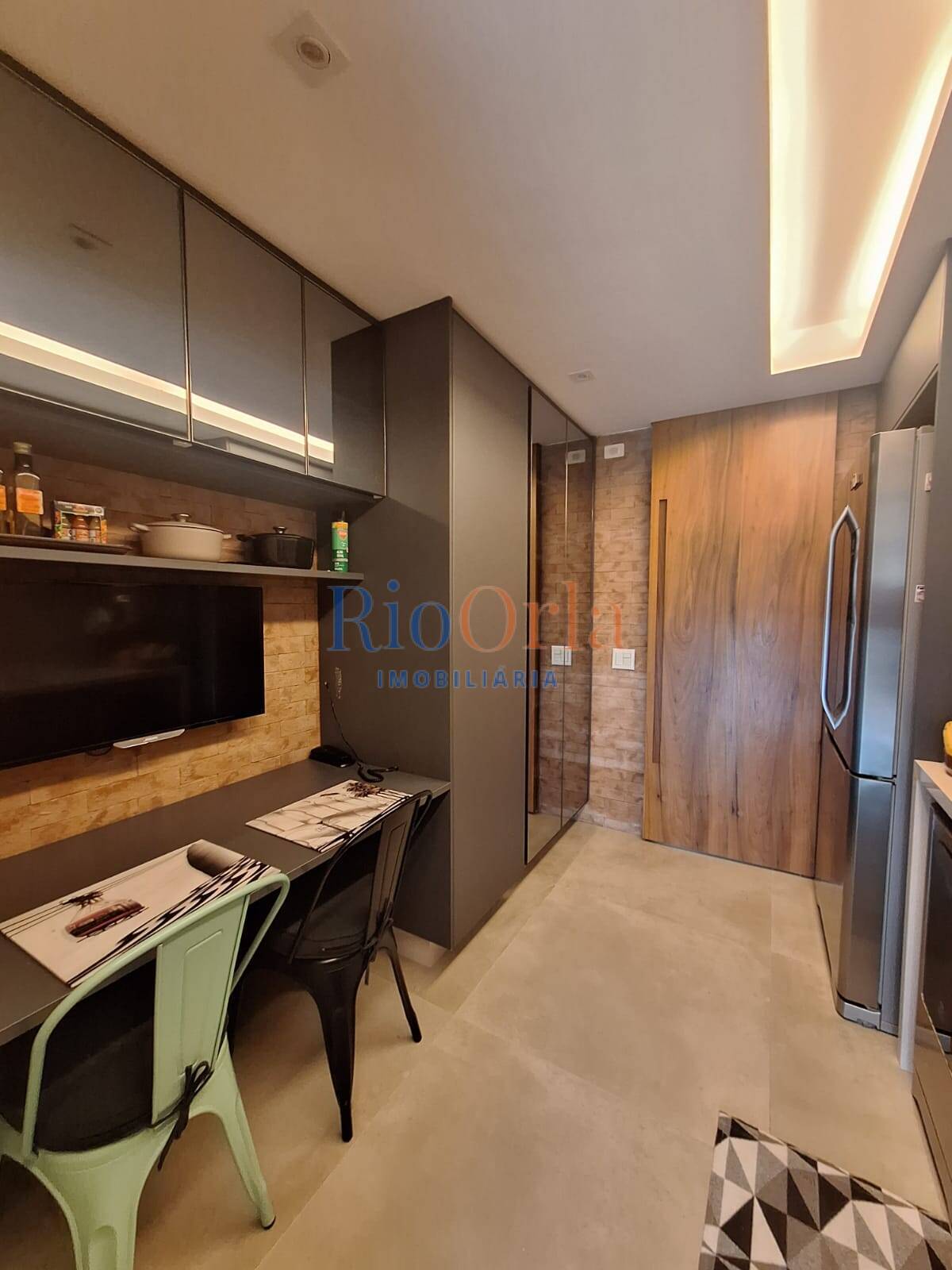 Apartamento à venda com 3 quartos, 130m² - Foto 14