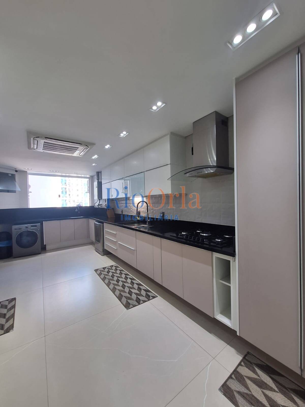 Apartamento à venda com 4 quartos, 300m² - Foto 17