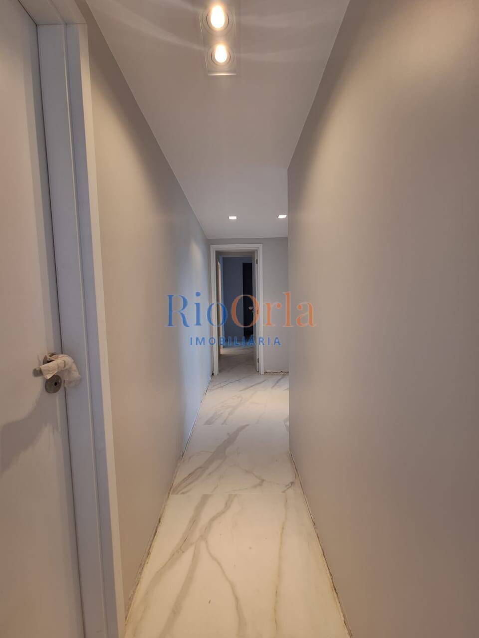 Apartamento à venda com 3 quartos, 230m² - Foto 5