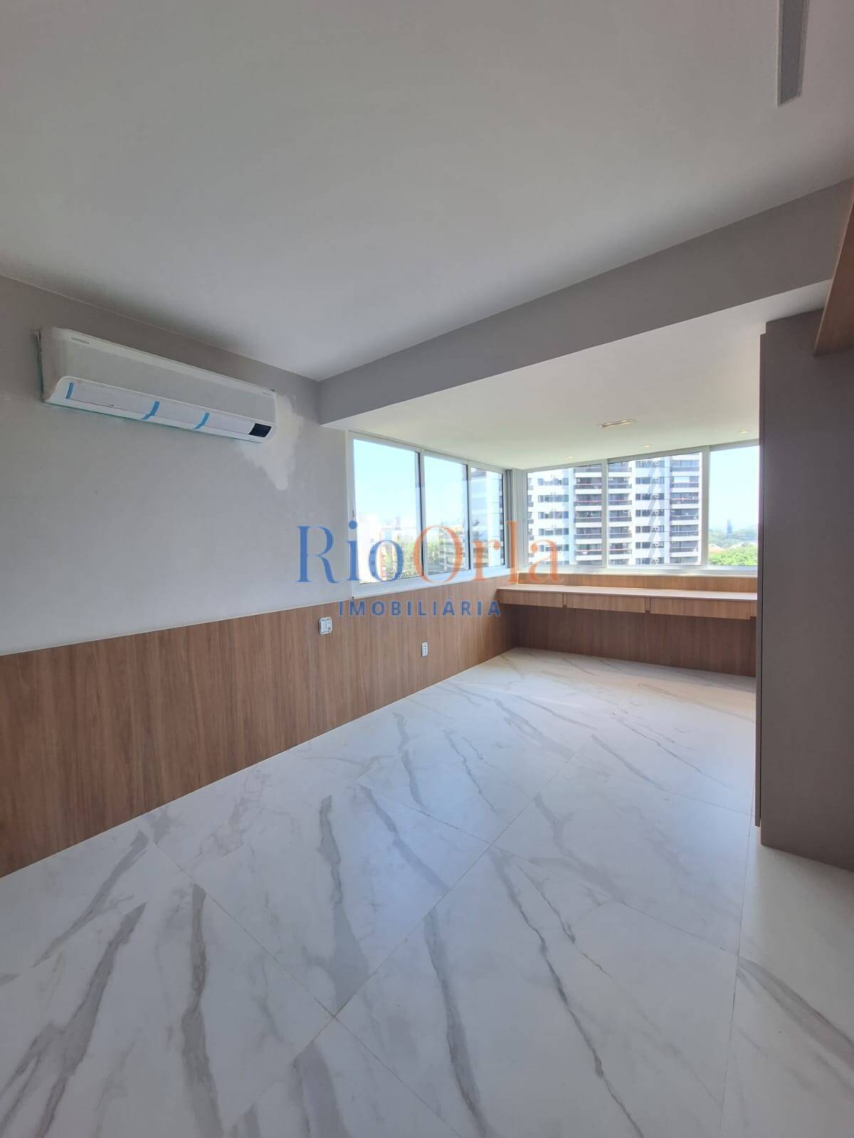 Apartamento à venda com 3 quartos, 230m² - Foto 6