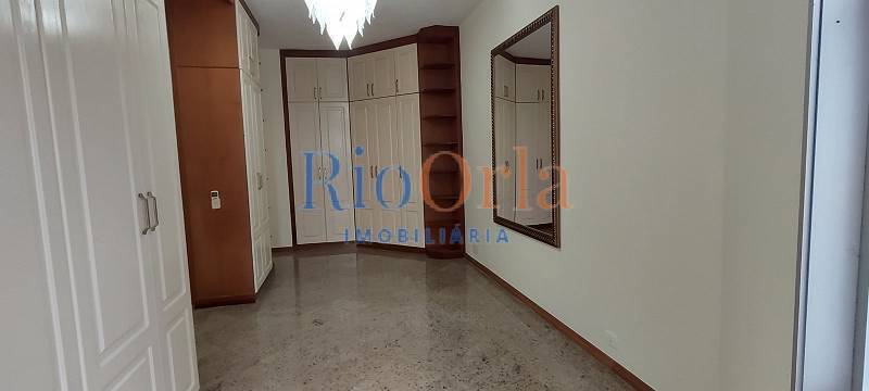 Apartamento à venda com 3 quartos, 221m² - Foto 8