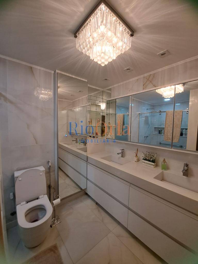 Apartamento à venda com 4 quartos, 170m² - Foto 18