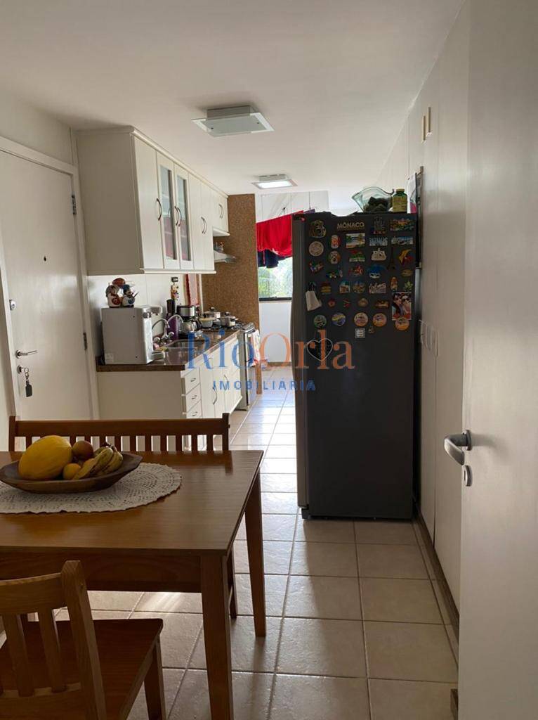 Apartamento à venda com 3 quartos, 150m² - Foto 6