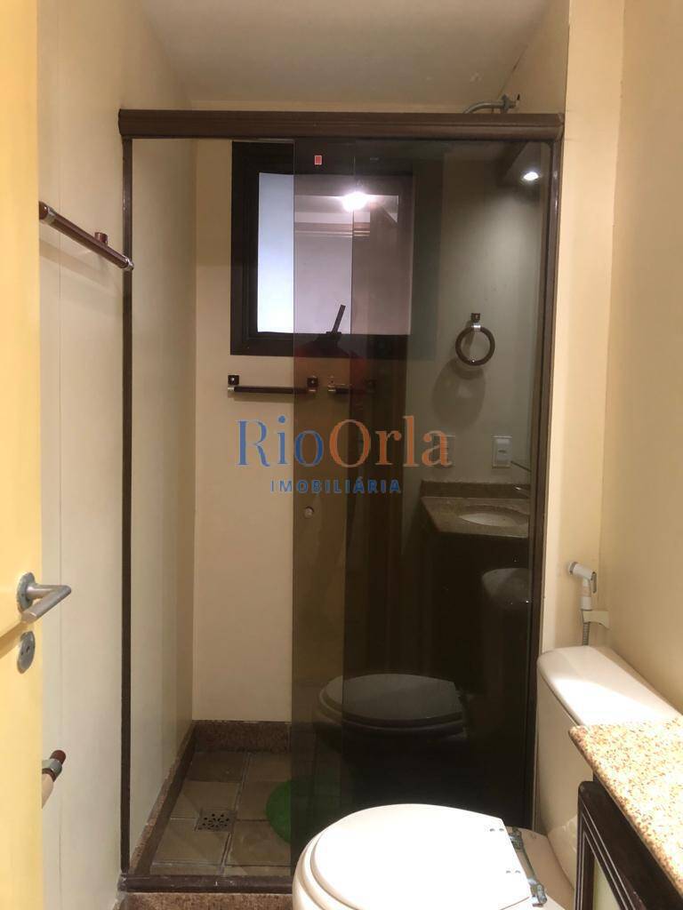 Apartamento à venda com 4 quartos, 140m² - Foto 16