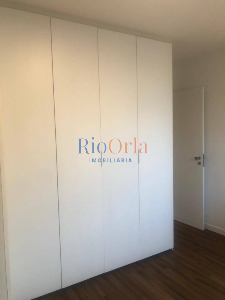 Apartamento à venda com 4 quartos, 170m² - Foto 19