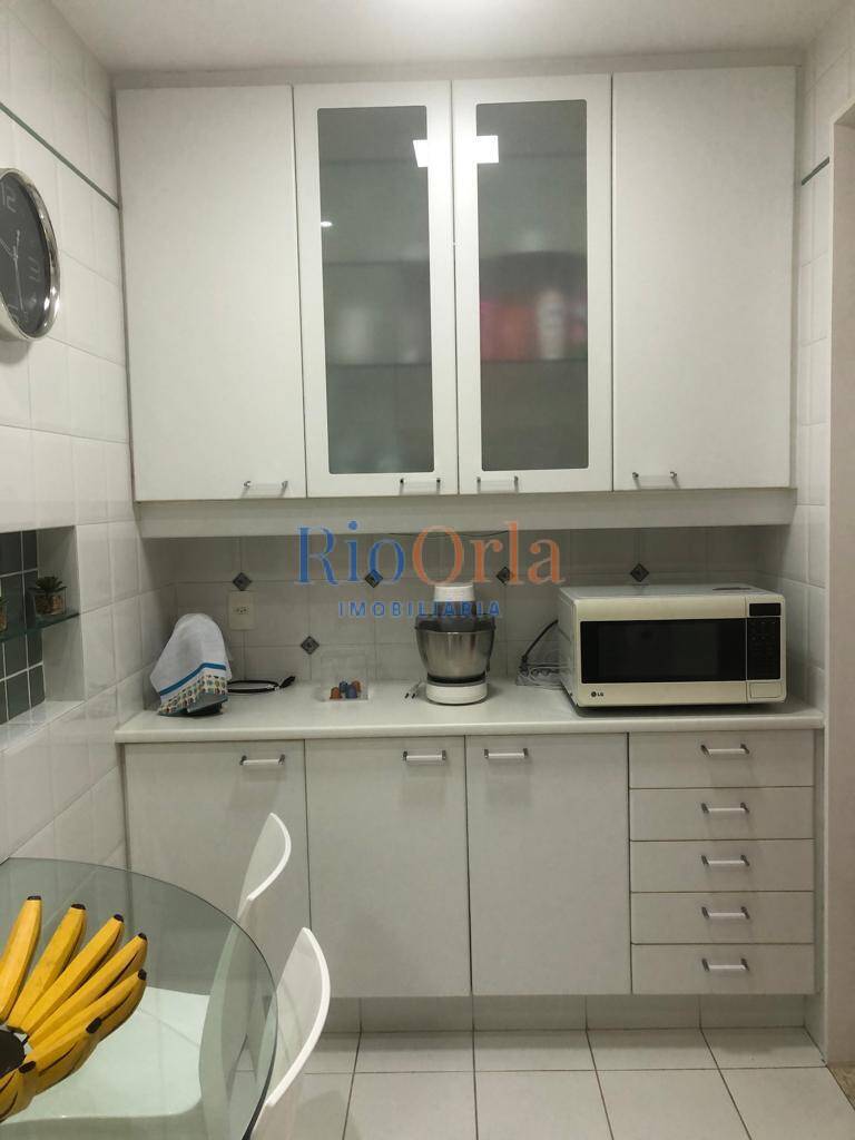 Apartamento à venda com 3 quartos, 220m² - Foto 23