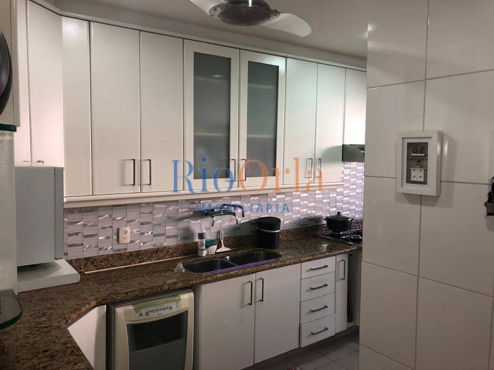 Apartamento à venda com 3 quartos, 220m² - Foto 19