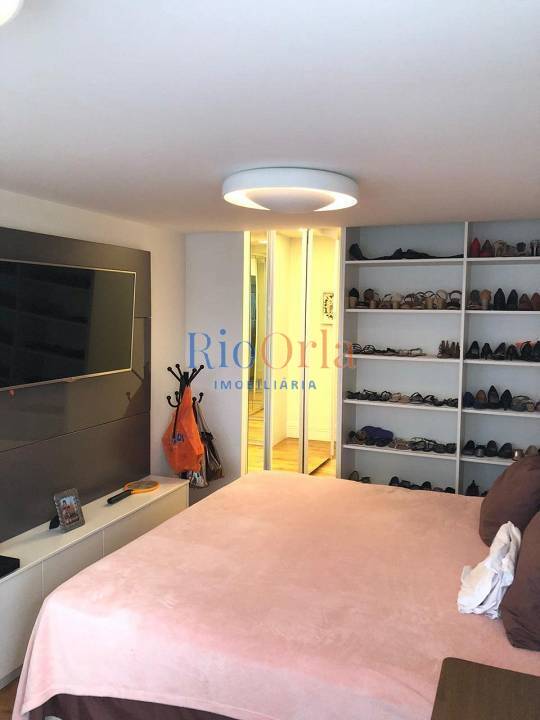 Apartamento à venda com 3 quartos, 220m² - Foto 10