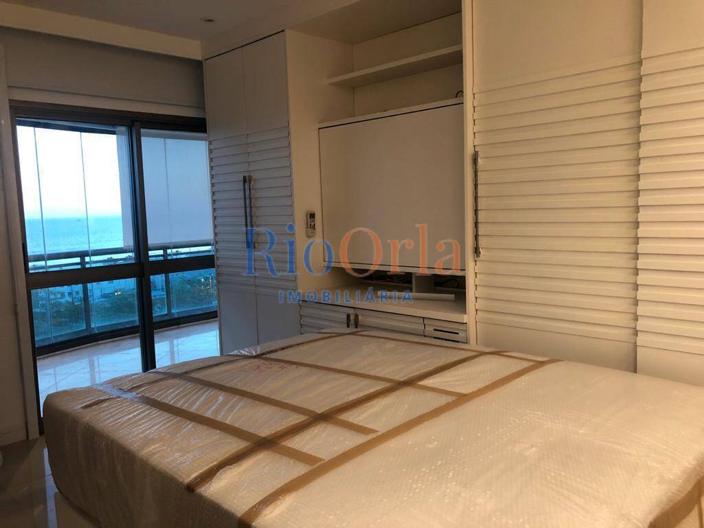 Apartamento à venda com 4 quartos, 230m² - Foto 14