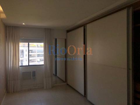 Apartamento à venda com 3 quartos, 150m² - Foto 5