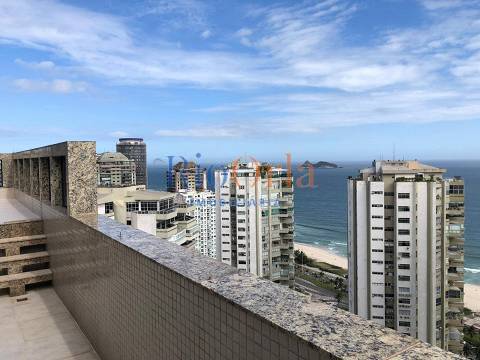 Apartamento à venda com 4 quartos, 300m² - Foto 2