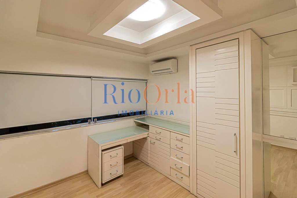 Apartamento à venda com 3 quartos, 220m² - Foto 7