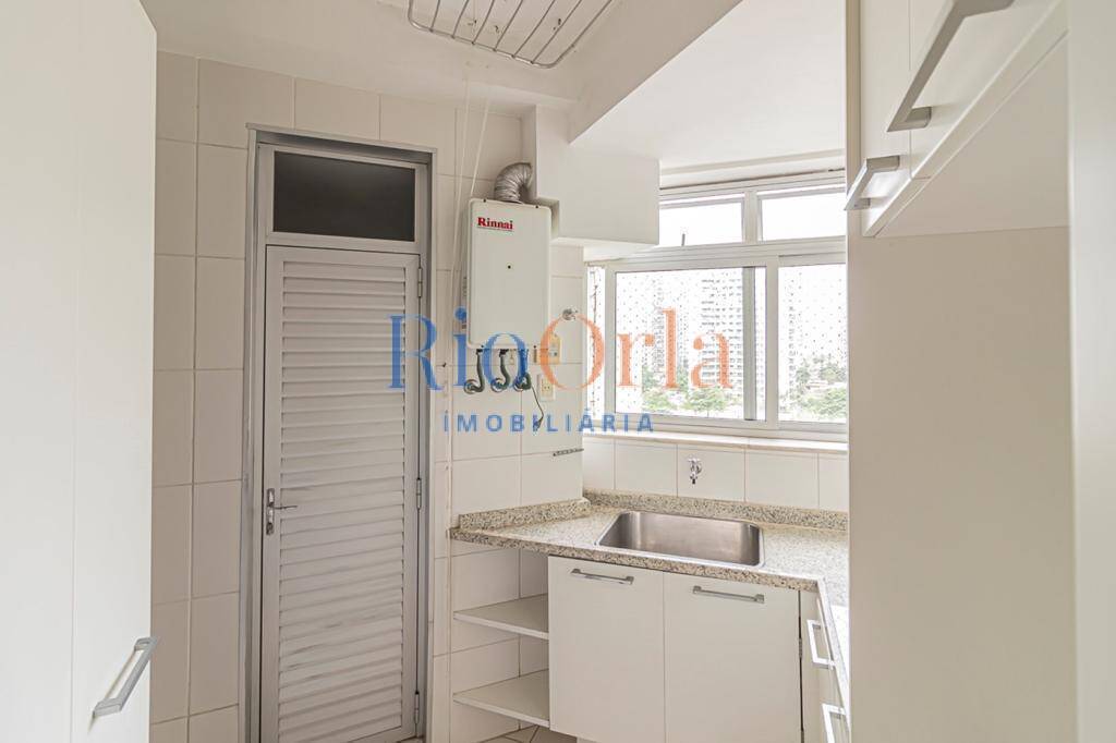 Apartamento à venda com 3 quartos, 220m² - Foto 10