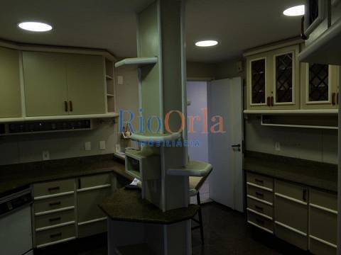 Apartamento à venda com 3 quartos, 220m² - Foto 21