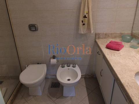 Apartamento à venda com 3 quartos, 220m² - Foto 9