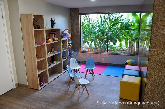 Apartamento à venda com 4 quartos, 170m² - Foto 32