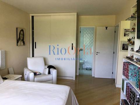 Apartamento à venda com 4 quartos, 246m² - Foto 6