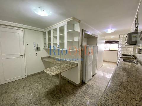 Apartamento à venda com 4 quartos, 161m² - Foto 15