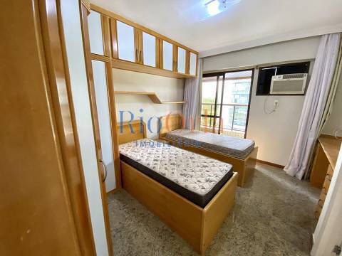 Apartamento à venda com 4 quartos, 161m² - Foto 6