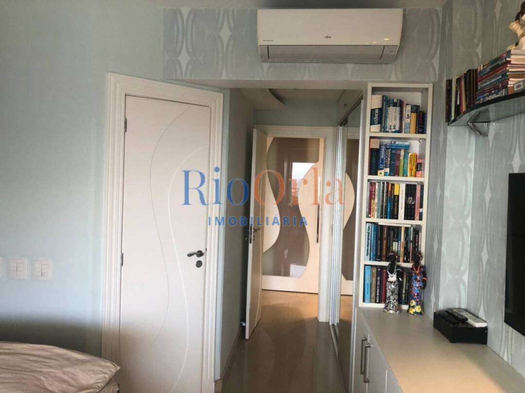 Apartamento à venda com 3 quartos, 230m² - Foto 10