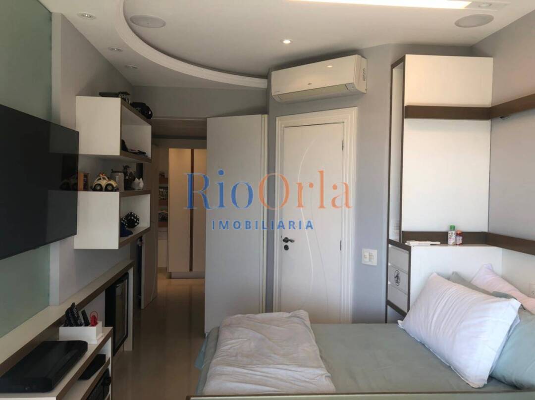 Apartamento à venda com 3 quartos, 230m² - Foto 7