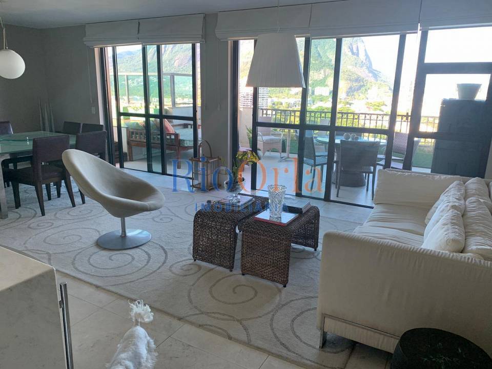 Apartamento à venda com 4 quartos, 251m² - Foto 5