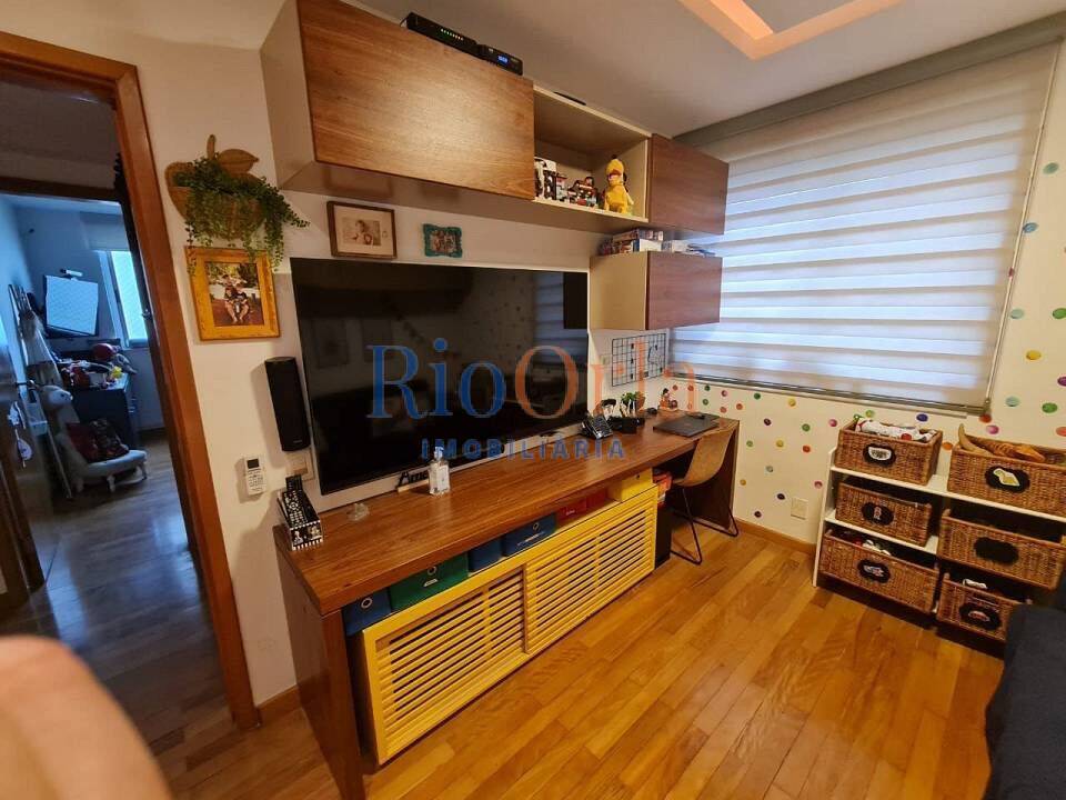 Apartamento à venda com 4 quartos, 168m² - Foto 15