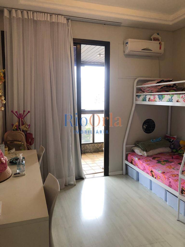 Apartamento à venda com 3 quartos, 161m² - Foto 10