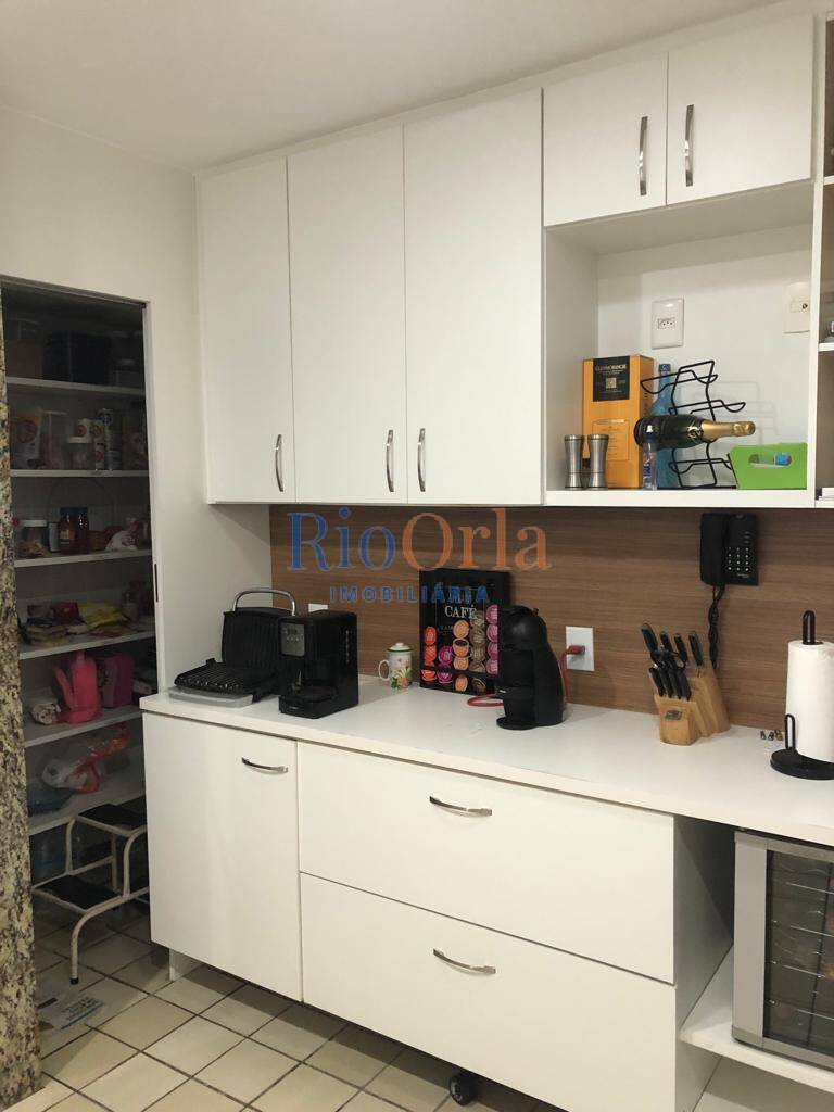 Apartamento à venda com 3 quartos, 161m² - Foto 7