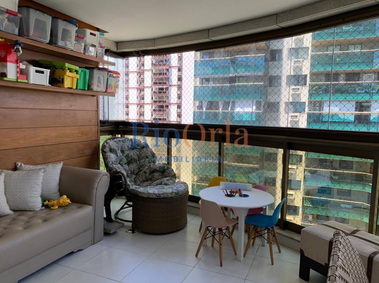 Apartamento à venda com 4 quartos, 142m² - Foto 4