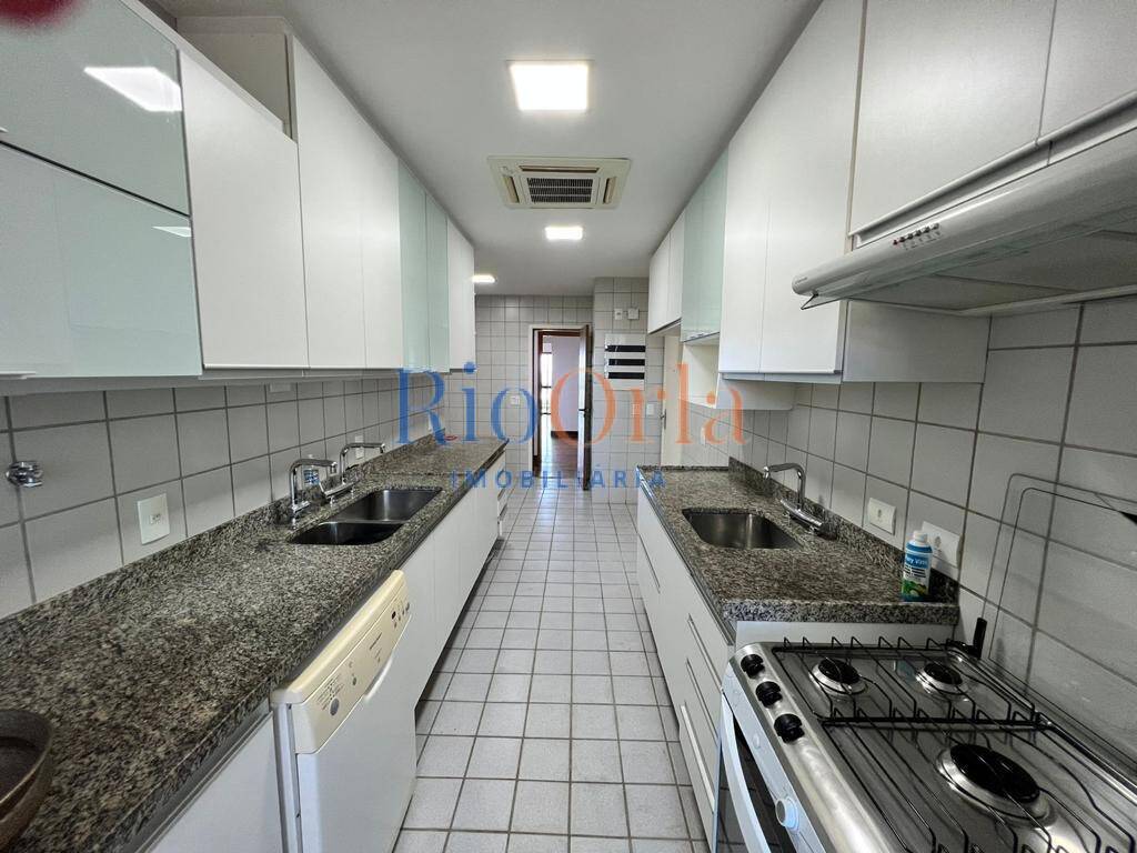 Apartamento à venda com 4 quartos, 232m² - Foto 20