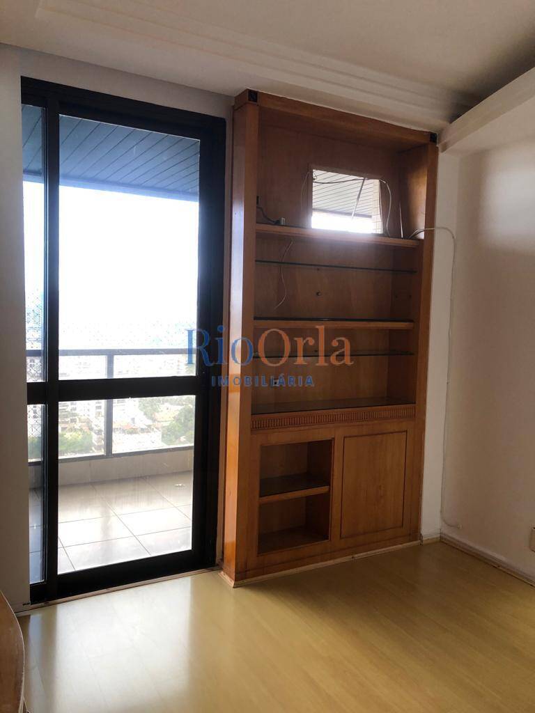 Apartamento à venda com 4 quartos, 170m² - Foto 13