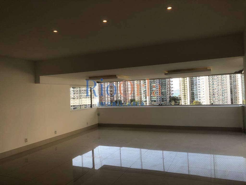 Apartamento à venda com 3 quartos, 230m² - Foto 7