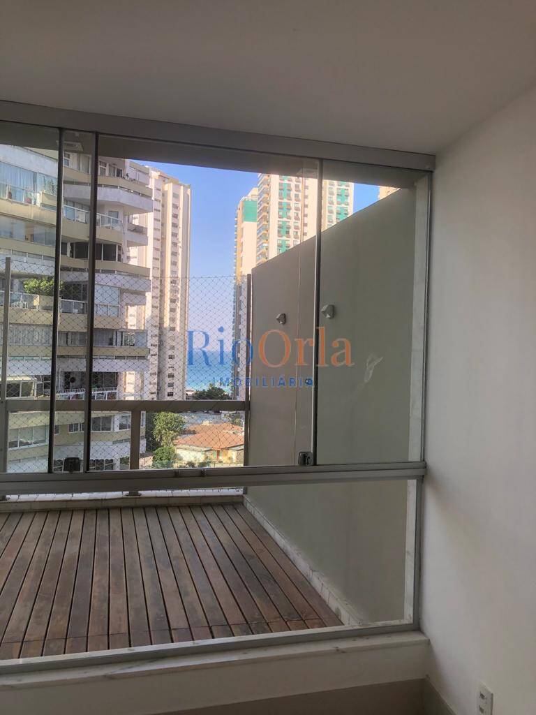 Apartamento à venda com 3 quartos, 230m² - Foto 8