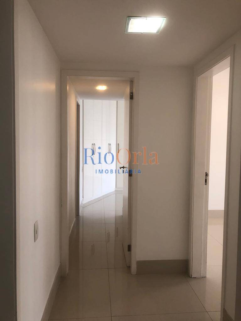 Apartamento à venda com 3 quartos, 230m² - Foto 11