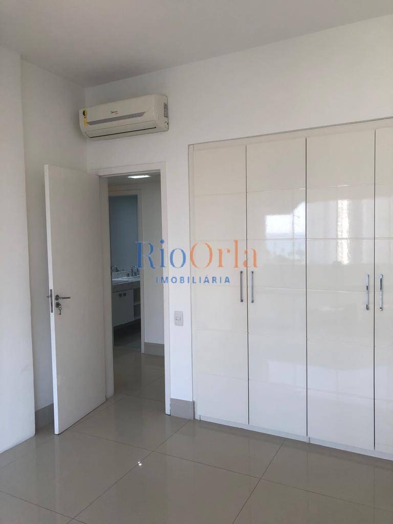 Apartamento à venda com 3 quartos, 230m² - Foto 19