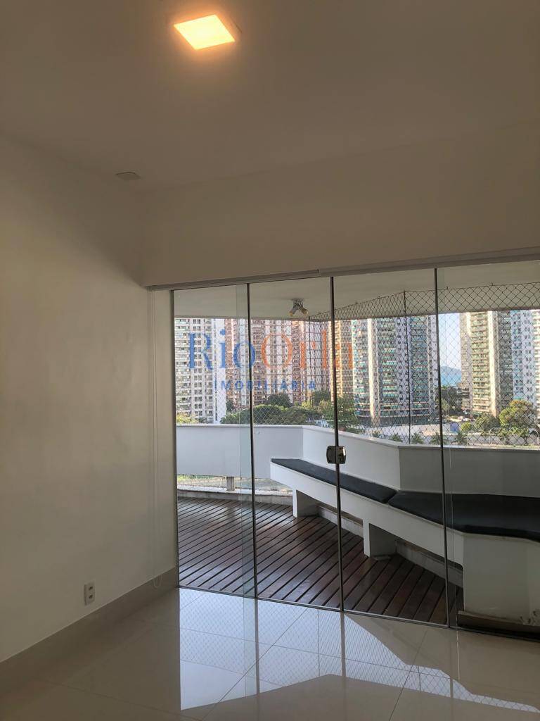 Apartamento à venda com 3 quartos, 230m² - Foto 18