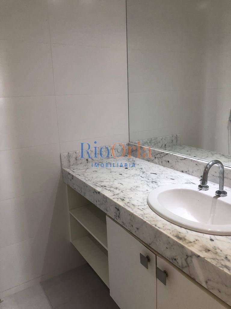 Apartamento à venda com 3 quartos, 230m² - Foto 15