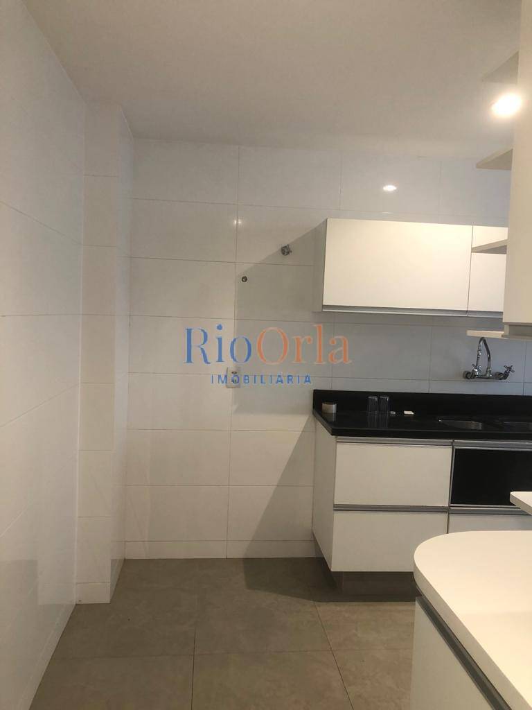 Apartamento à venda com 3 quartos, 230m² - Foto 27