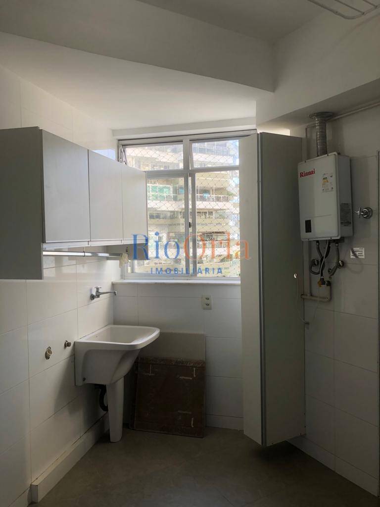 Apartamento à venda com 3 quartos, 230m² - Foto 32