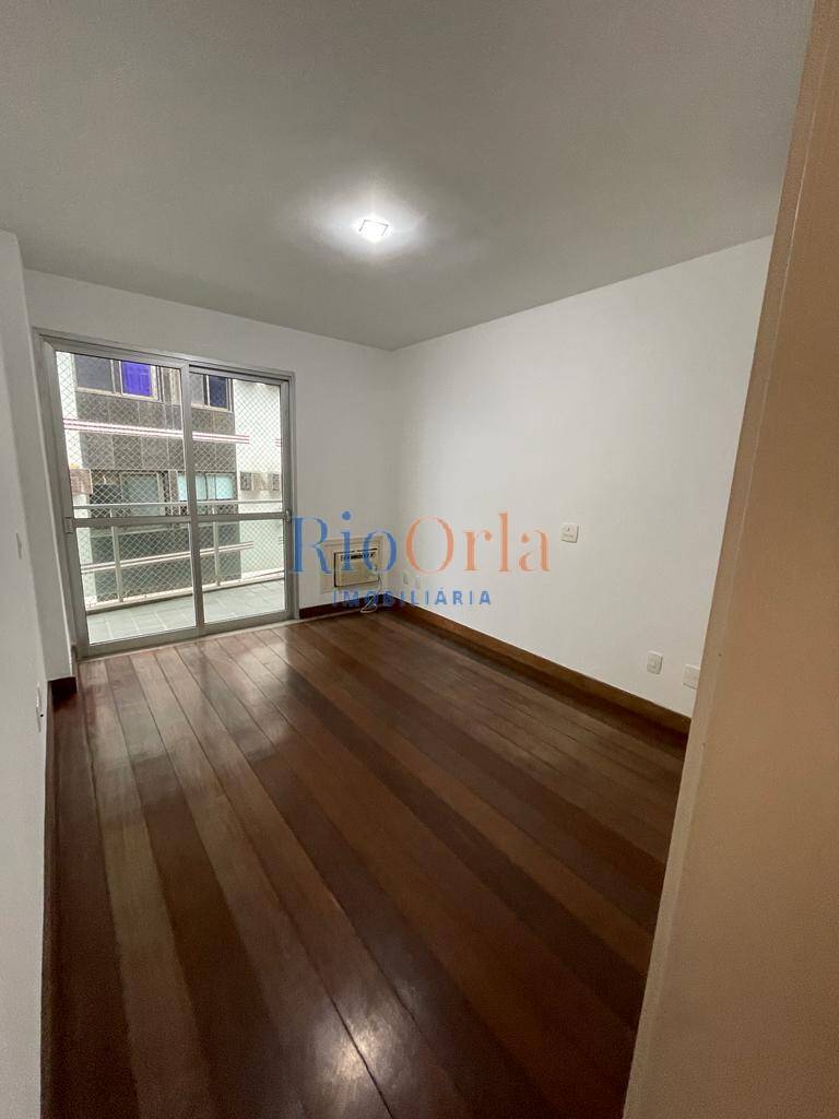 Apartamento à venda com 4 quartos, 245m² - Foto 15