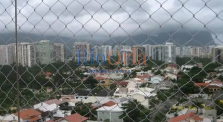 Apartamento à venda com 2 quartos, 80m² - Foto 2