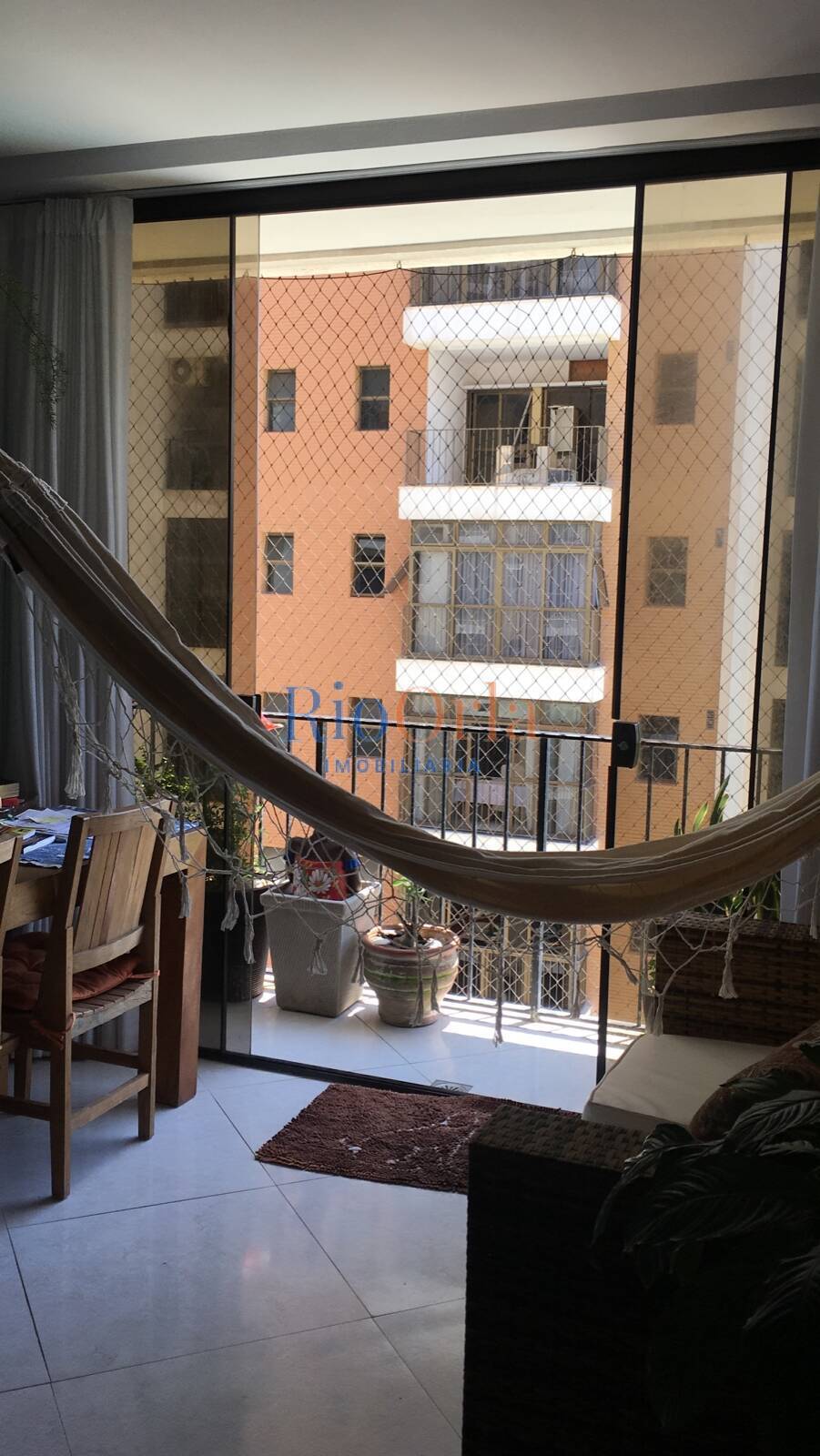 Apartamento à venda com 2 quartos, 85m² - Foto 3