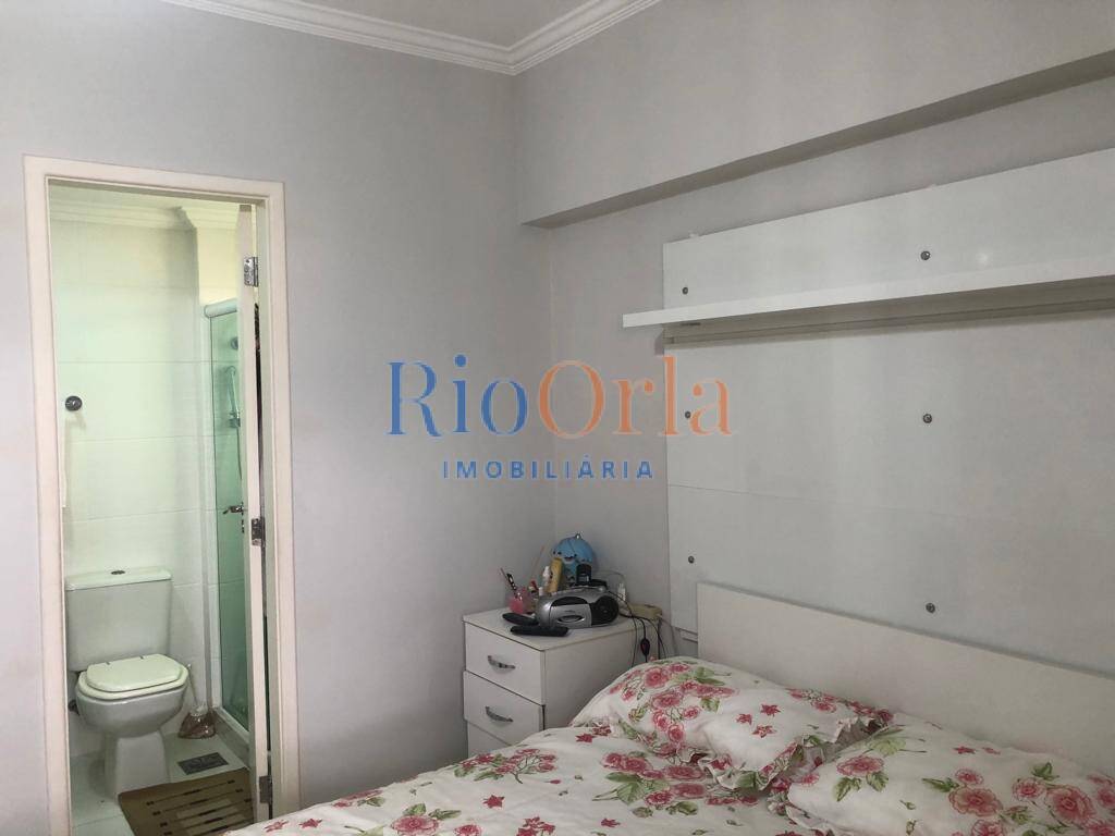 Apartamento à venda com 4 quartos, 142m² - Foto 7