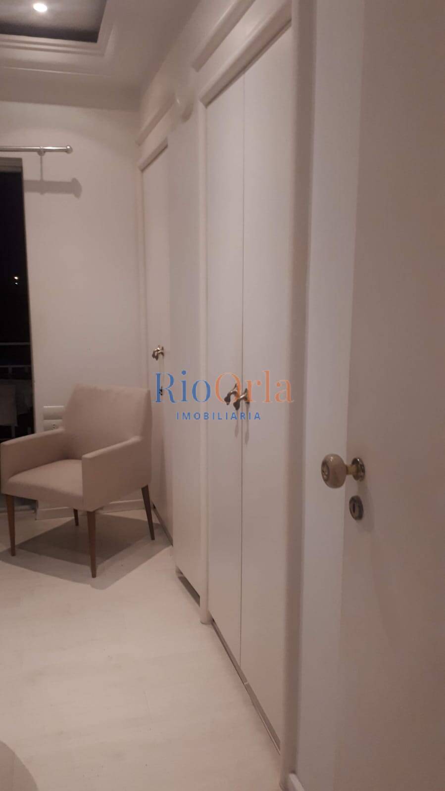 Apartamento à venda com 4 quartos, 226m² - Foto 22