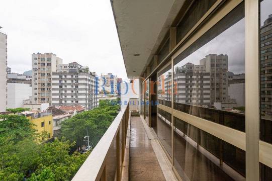 Apartamento à venda com 4 quartos, 280m² - Foto 4