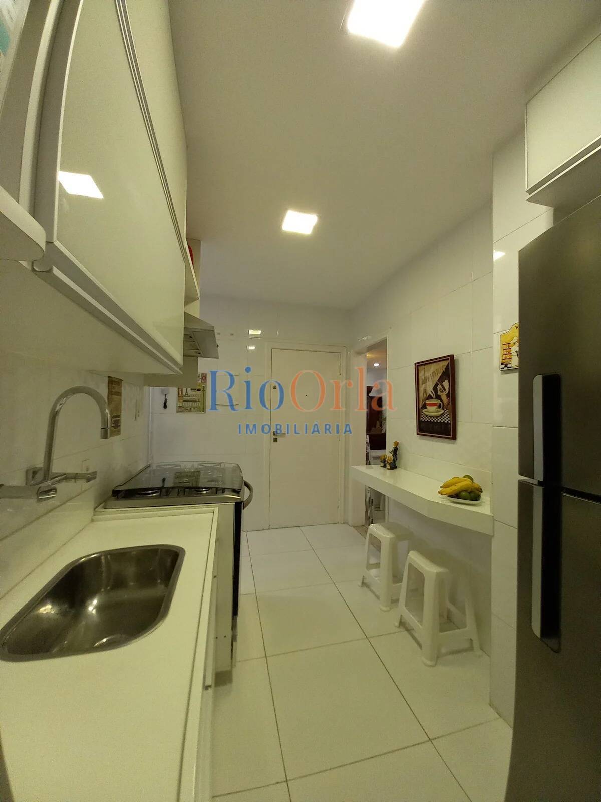 Apartamento à venda com 2 quartos, 100m² - Foto 18