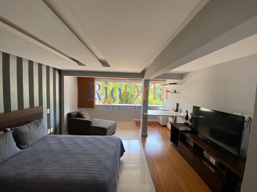 Casa à venda com 5 quartos, 1400m² - Foto 19