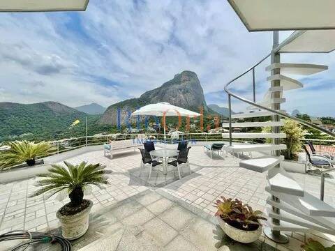 Casa à venda com 4 quartos, 2800m² - Foto 31